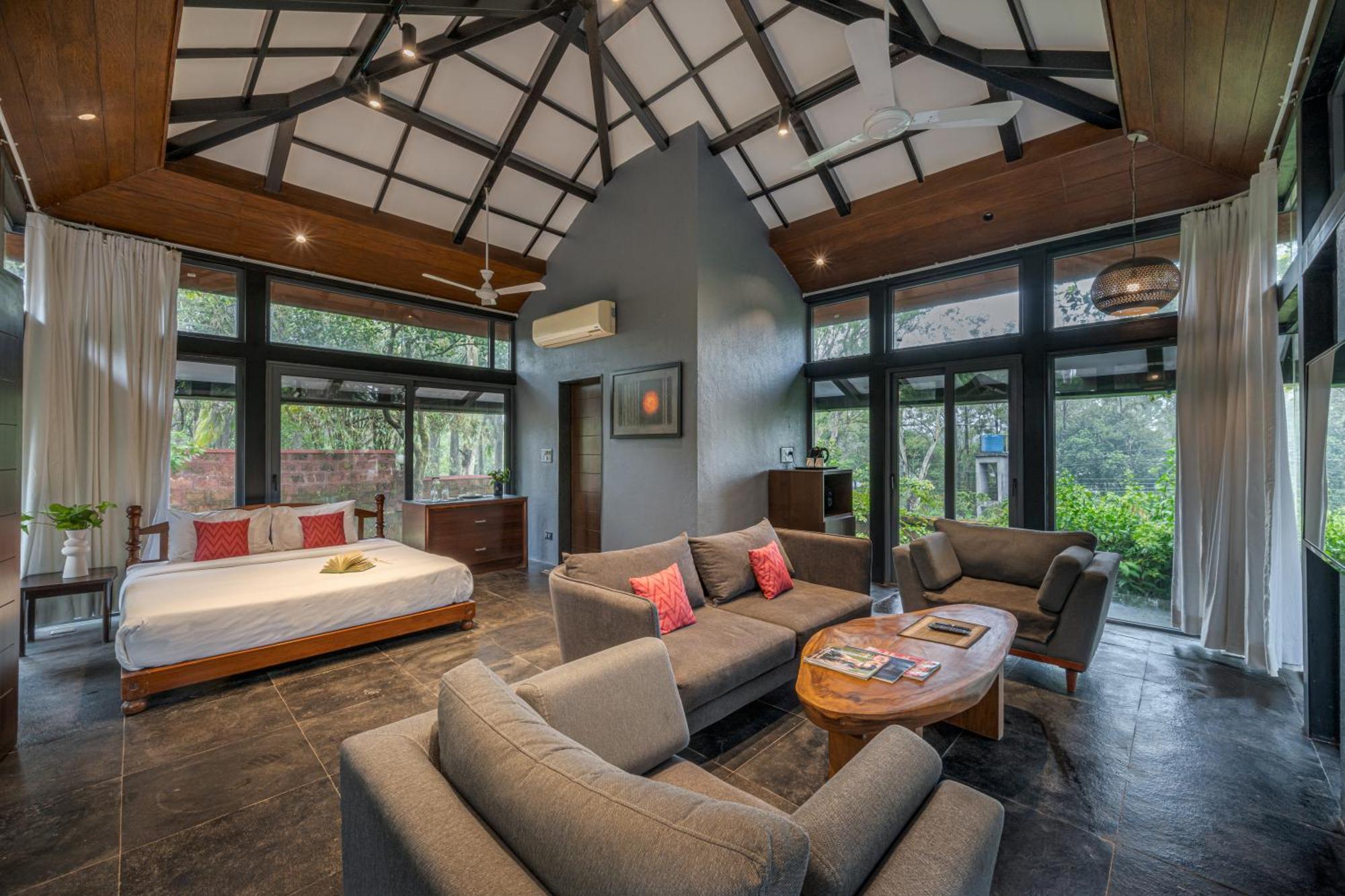 Saffronstays The Glasshouse, Panchgani - Beautiful Glass Villa For Couples 外观 照片