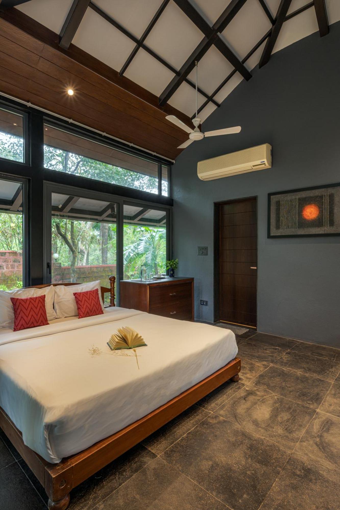 Saffronstays The Glasshouse, Panchgani - Beautiful Glass Villa For Couples 外观 照片